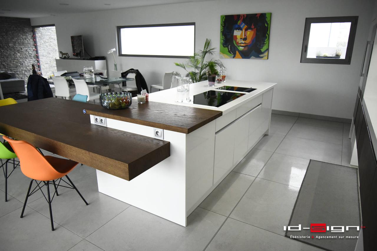 Cuisine en corian et bois